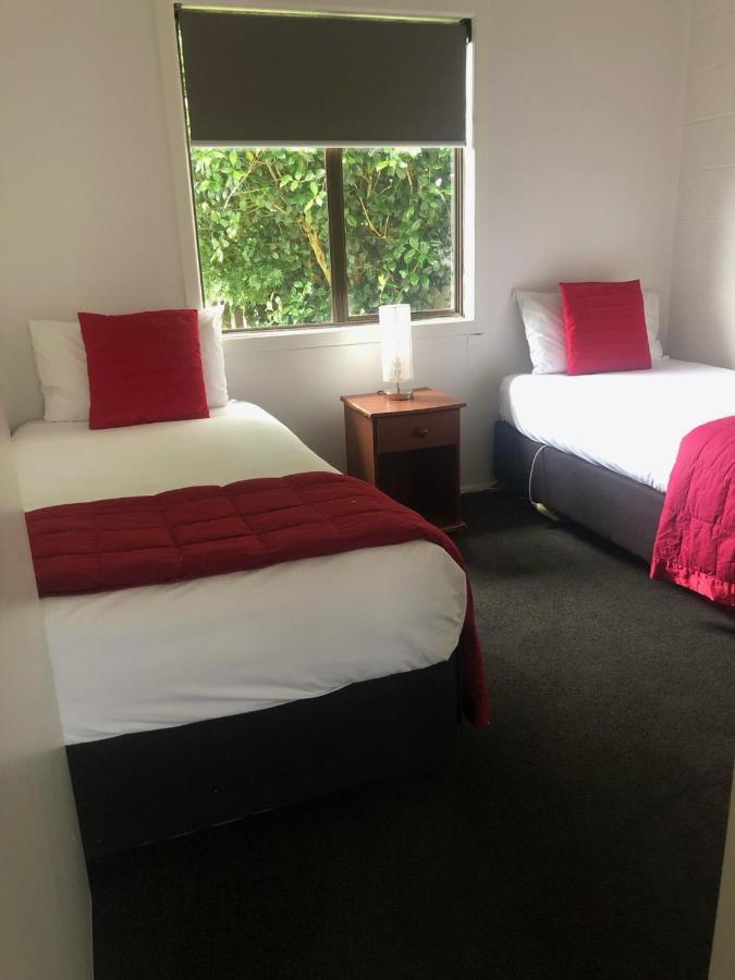 טה אוומוטו Rosetown Motel מראה חיצוני תמונה
